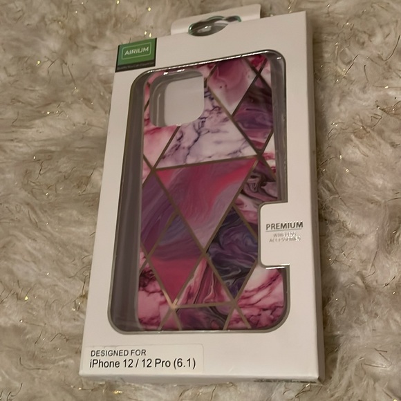 iPhone 12 / 12 pro - Premium wireless accessory - Picture 2 of 3